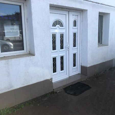 Hostel Mialma أونيشتي المظهر الخارجي الصورة