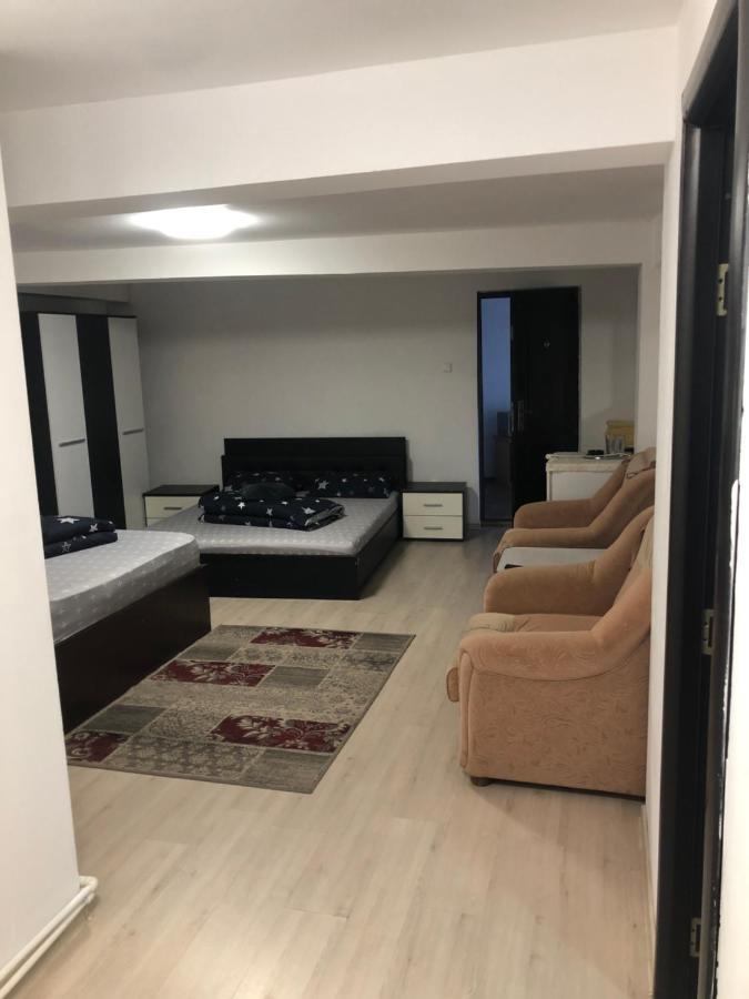 Hostel Mialma أونيشتي المظهر الخارجي الصورة